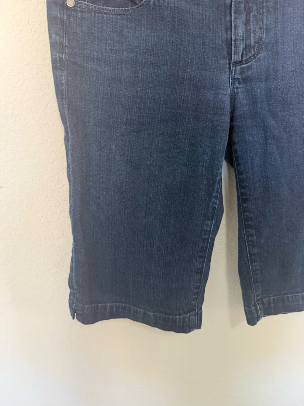 PAIGE Canyon Dark Wash Denim Long Bermuda Shorts Low Rise Y2K Size 26